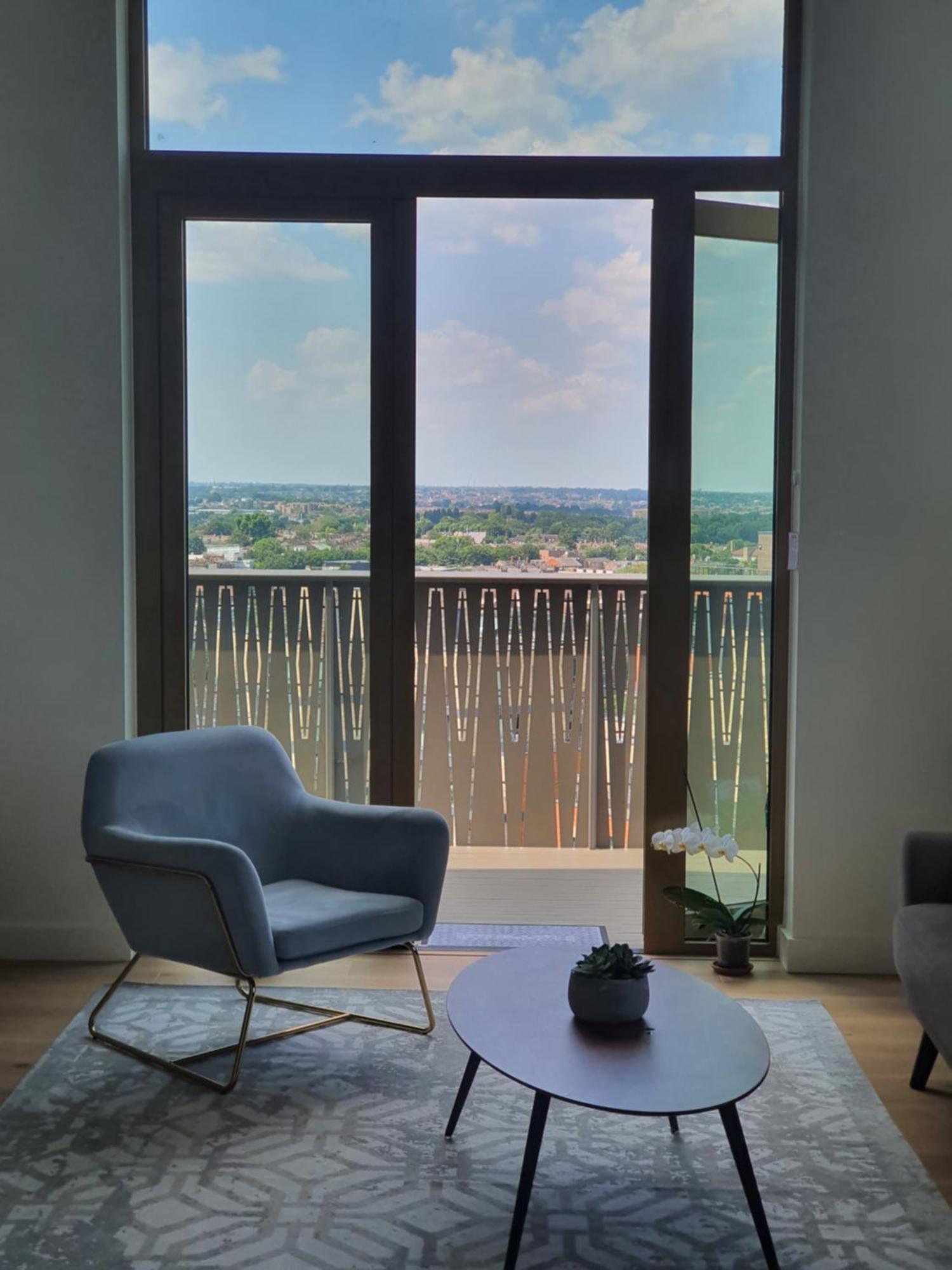 Cozy Room With Private Bathroom In Luxurious Flat London Ngoại thất bức ảnh
